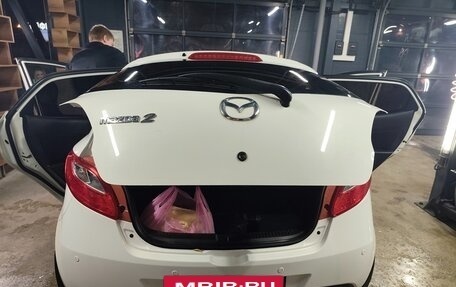 Mazda 2 III, 2014 год, 850 000 рублей, 4 фотография
