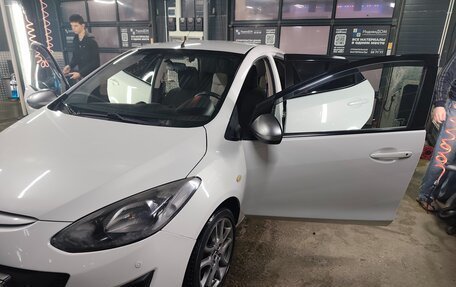 Mazda 2 III, 2014 год, 850 000 рублей, 14 фотография
