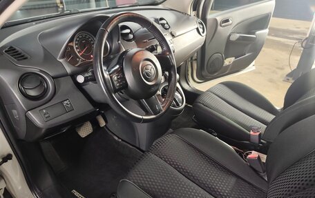 Mazda 2 III, 2014 год, 850 000 рублей, 9 фотография