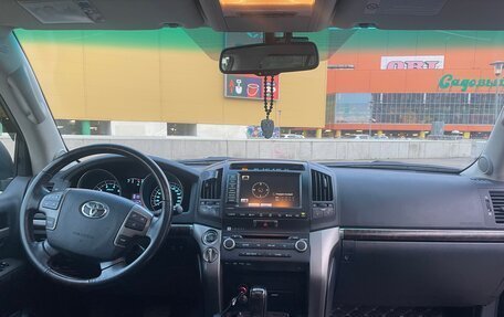 Toyota Land Cruiser 200, 2011 год, 3 500 000 рублей, 7 фотография