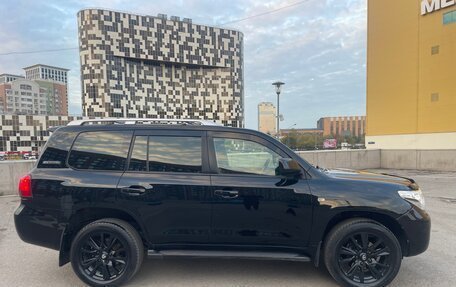 Toyota Land Cruiser 200, 2011 год, 3 500 000 рублей, 3 фотография