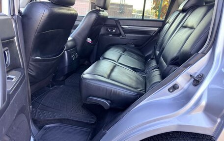 Mitsubishi Pajero IV, 2007 год, 1 700 000 рублей, 12 фотография