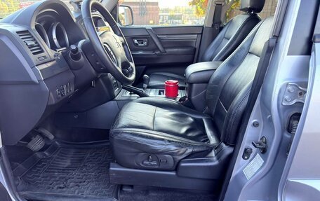 Mitsubishi Pajero IV, 2007 год, 1 700 000 рублей, 7 фотография