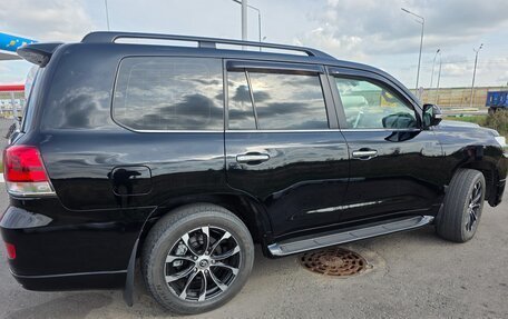 Toyota Land Cruiser 200, 2020 год, 6 500 000 рублей, 4 фотография