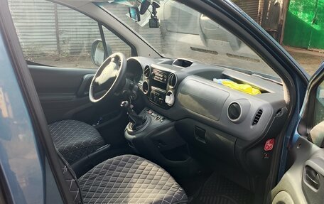 Peugeot Partner II рестайлинг 2, 2010 год, 690 000 рублей, 7 фотография