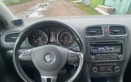 Volkswagen Golf VI, 2011 год, 850 000 рублей, 18 фотография