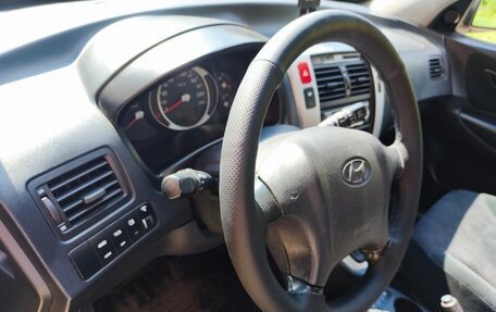 Hyundai Tucson III, 2006 год, 700 000 рублей, 18 фотография