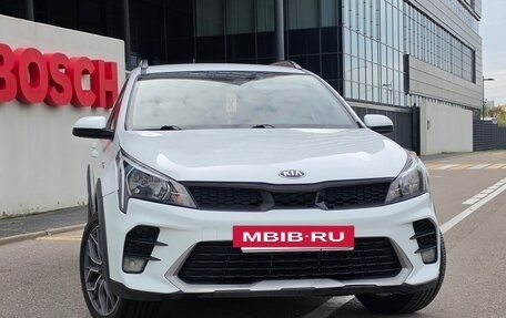 KIA Rio IV, 2021 год, 1 635 000 рублей, 2 фотография