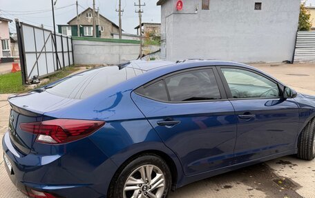 Hyundai Elantra VI рестайлинг, 2018 год, 1 220 000 рублей, 7 фотография