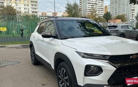 Chevrolet TrailBlazer, 2020 год, 1 750 000 рублей, 2 фотография