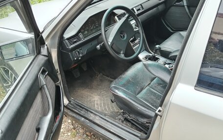 Mercedes-Benz W124, 1988 год, 150 000 рублей, 4 фотография