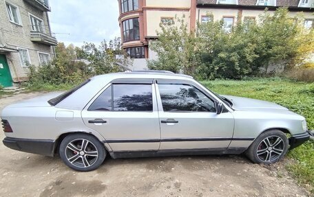 Mercedes-Benz W124, 1988 год, 150 000 рублей, 2 фотография