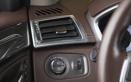 Cadillac SRX II рестайлинг, 2012 год, 1 499 000 рублей, 18 фотография
