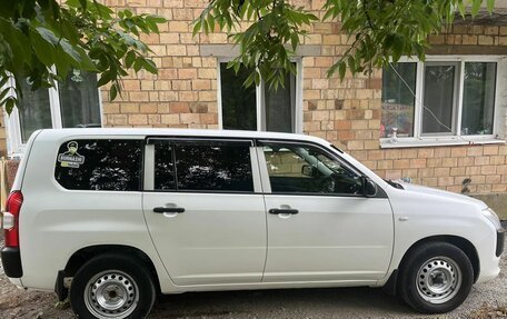 Toyota Probox I, 2016 год, 680 000 рублей, 9 фотография