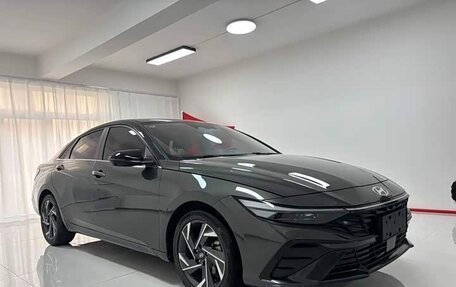 Hyundai Elantra, 2023 год, 1 350 000 рублей, 3 фотография
