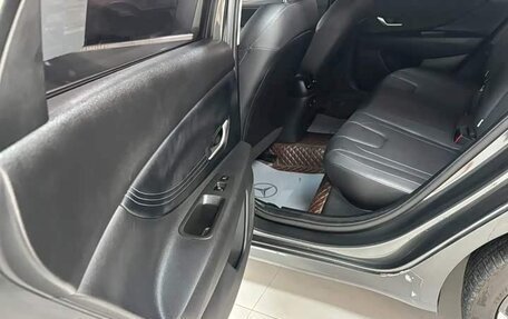 Hyundai Elantra, 2023 год, 1 350 000 рублей, 8 фотография