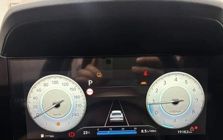 Hyundai Elantra, 2023 год, 1 350 000 рублей, 17 фотография