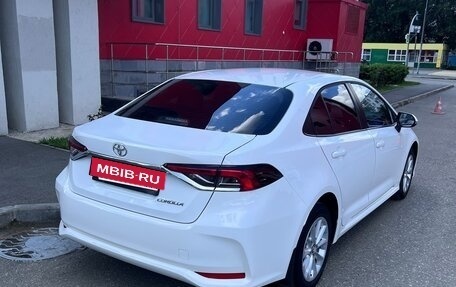 Toyota Corolla, 2022 год, 2 045 000 рублей, 5 фотография