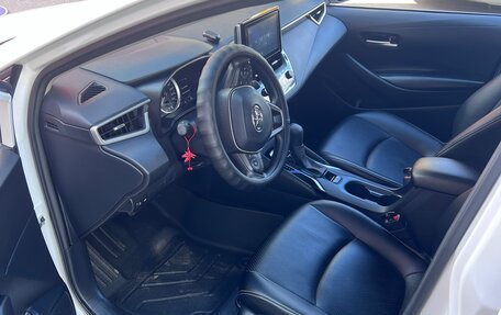 Toyota Corolla, 2022 год, 2 045 000 рублей, 10 фотография