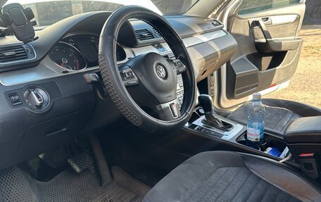 Volkswagen Passat B7, 2011 год, 850 000 рублей, 4 фотография