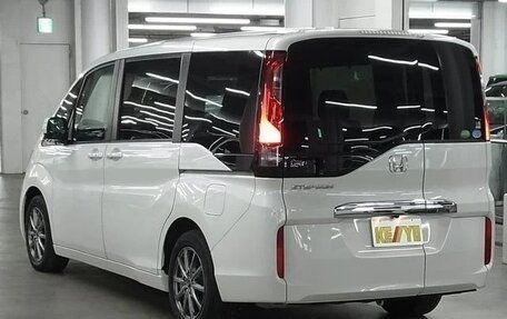 Honda Stepwgn IV, 2017 год, 1 350 002 рублей, 4 фотография
