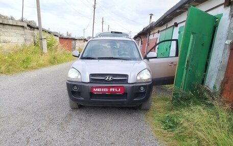 Hyundai Tucson III, 2005 год, 780 000 рублей, 1 фотография