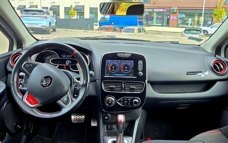 Renault Clio RS IV, 2018 год, 1 850 000 рублей, 13 фотография
