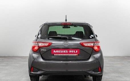 Toyota Vitz, 2019 год, 1 000 000 рублей, 5 фотография