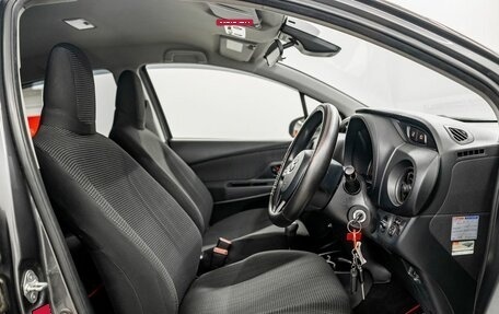 Toyota Vitz, 2019 год, 1 000 000 рублей, 6 фотография