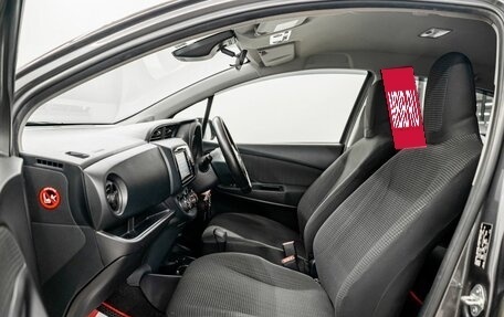 Toyota Vitz, 2019 год, 1 000 000 рублей, 7 фотография