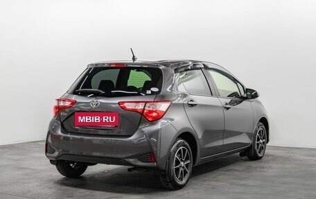 Toyota Vitz, 2019 год, 1 000 000 рублей, 4 фотография