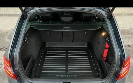 Skoda Octavia RS, 2018 год, 2 500 000 рублей, 8 фотография