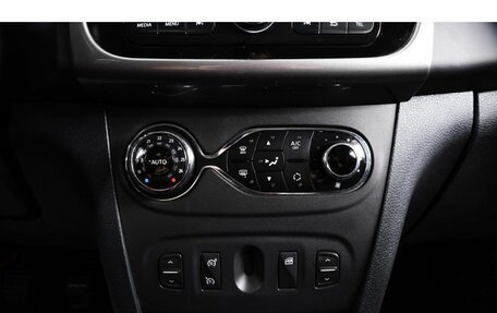 Renault Sandero II рестайлинг, 2018 год, 1 189 000 рублей, 16 фотография