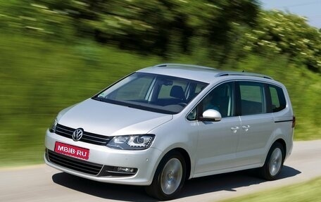 Volkswagen Sharan II, 2012 год, 980 000 рублей, 1 фотография