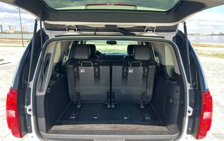 Chevrolet Tahoe III, 2013 год, 2 200 000 рублей, 21 фотография