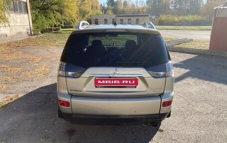 Mitsubishi Outlander III рестайлинг 3, 2008 год, 950 000 рублей, 4 фотография