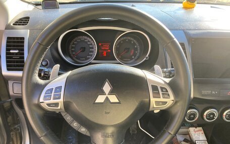 Mitsubishi Outlander III рестайлинг 3, 2008 год, 950 000 рублей, 15 фотография