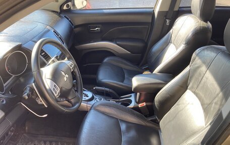 Mitsubishi Outlander III рестайлинг 3, 2008 год, 950 000 рублей, 14 фотография