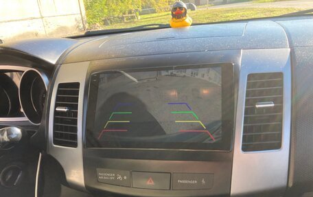 Mitsubishi Outlander III рестайлинг 3, 2008 год, 950 000 рублей, 18 фотография