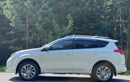 Toyota RAV4, 2013 год, 1 950 000 рублей, 4 фотография