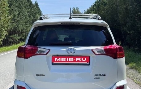 Toyota RAV4, 2013 год, 1 950 000 рублей, 6 фотография