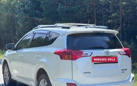 Toyota RAV4, 2013 год, 1 950 000 рублей, 5 фотография