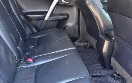 Toyota RAV4, 2013 год, 1 950 000 рублей, 13 фотография