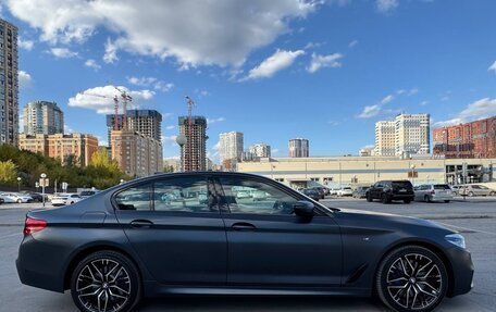 BMW 5 серия, 2019 год, 6 600 000 рублей, 9 фотография