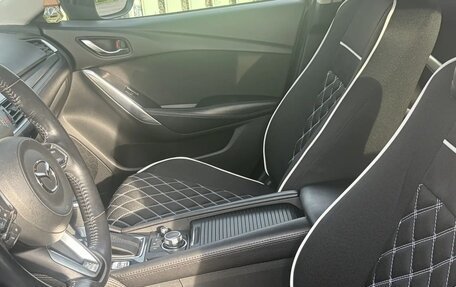 Mazda 6, 2017 год, 2 400 000 рублей, 7 фотография