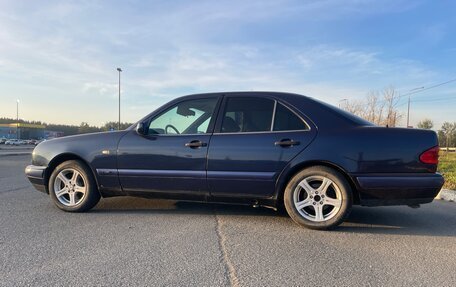 Mercedes-Benz E-Класс, 1997 год, 370 000 рублей, 35 фотография