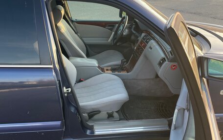 Mercedes-Benz E-Класс, 1997 год, 370 000 рублей, 31 фотография