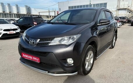Toyota RAV4, 2013 год, 1 975 000 рублей, 1 фотография