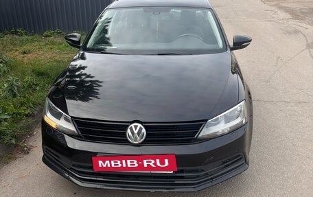 Volkswagen Jetta VI, 2015 год, 990 000 рублей, 5 фотография