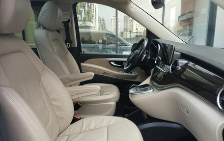 Mercedes-Benz V-Класс, 2021 год, 4 200 000 рублей, 10 фотография